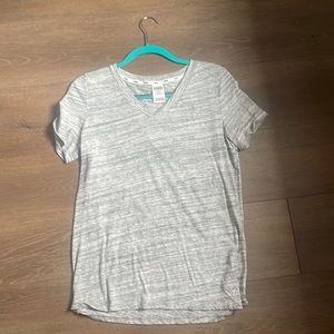 Short sleeve grey tee